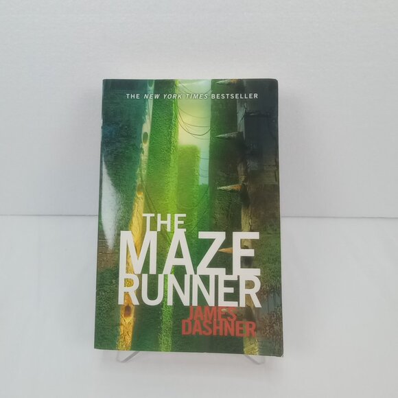 The Maze Runner by James Dashner Dystopian YA Sci-Fi Adventure Bestseller - Picture 1 of 7